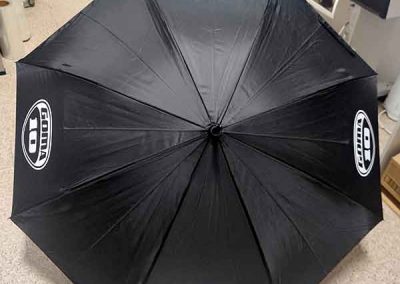 Paraguas personalizado con la imagen de la empresa